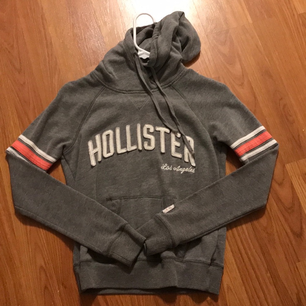 hollister hoodie. never worn